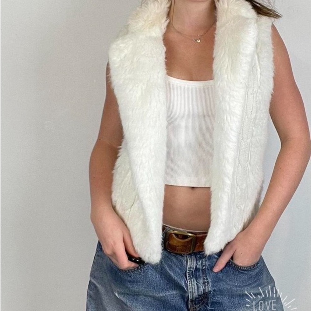 XOXO Women's White Faux Fur Vest